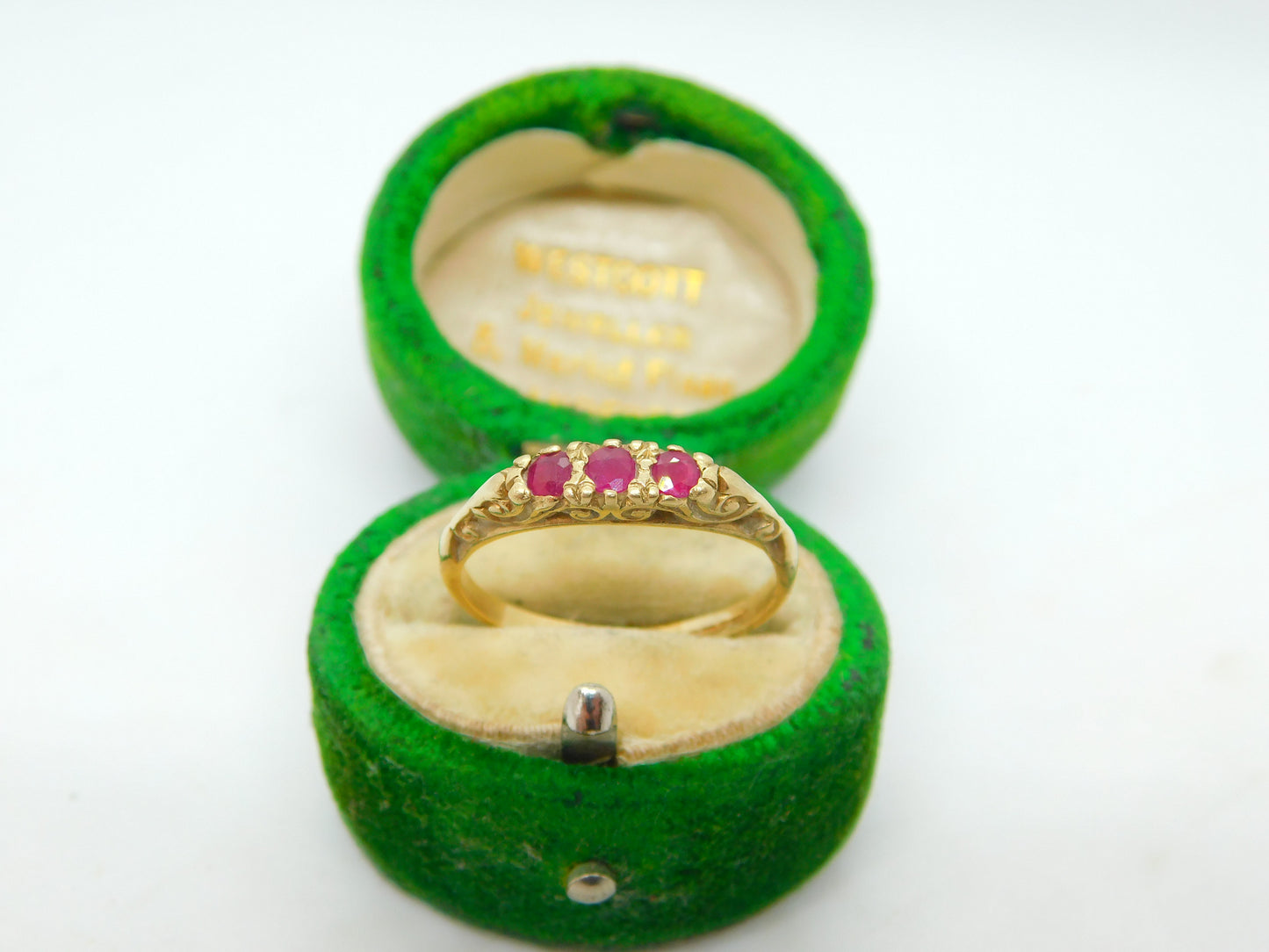 9ct Yellow Gold Three Stone Ruby Boat Ring Vintage c1970 Birmingham