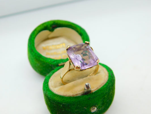 9ct Yellow Gold & Emerald Cut Amethyst Cocktail Ring Vintage 1968 London