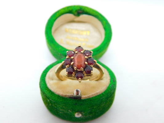 9ct Yellow Gold Bohemian Garnet Floral Cluster Ring Vintage 1966 London