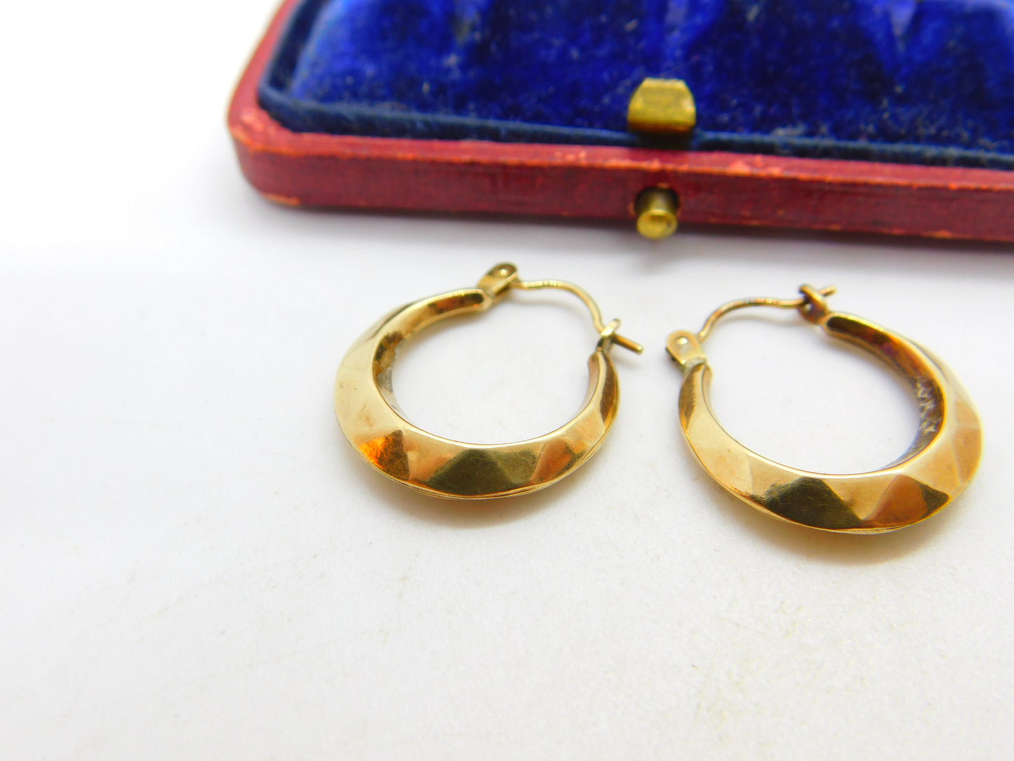 Pair of 9ct Yellow Gold Modernist Hoop Drop Earrings Vintage c1970