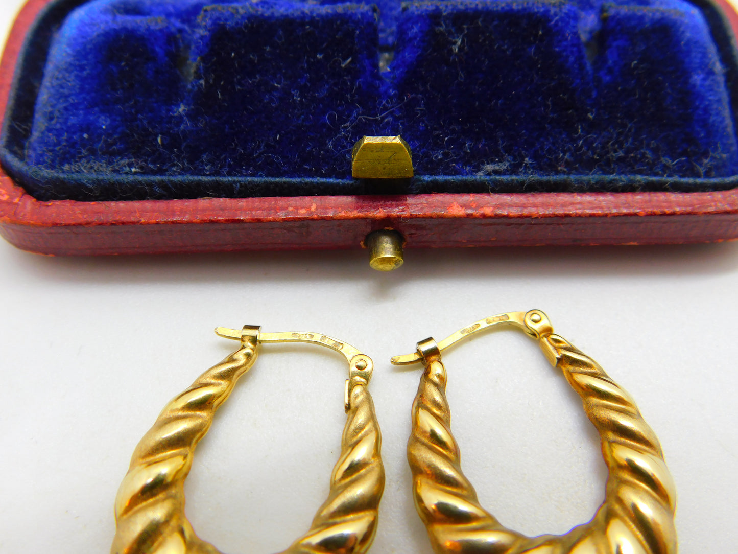 Pair of 9ct Yellow Gold Modernist Hoop Drop Earrings Vintage c1970