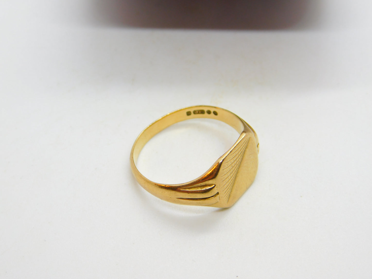 9ct Yellow Gold Gents Square Signet Ring 1973 London Vintage Size W UK