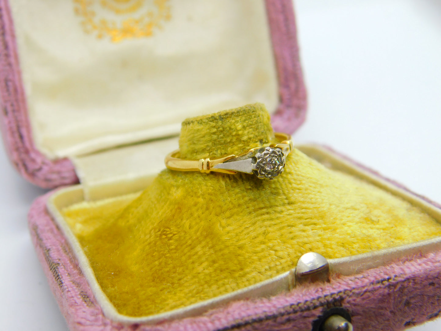 Victorian 18ct Yellow Gold, Platinum Set 0.1ct Diamond Solitaire Ring c1890