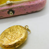 Victorian 18ct Yellow Gold Floral Pattern Sweetheart Locket Antique c1860