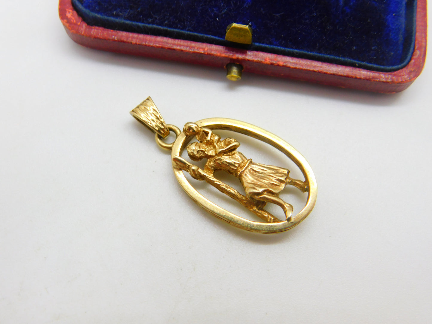 9ct Yellow Gold St Christopher Travel Pendant 1977 Sheffield Vintage