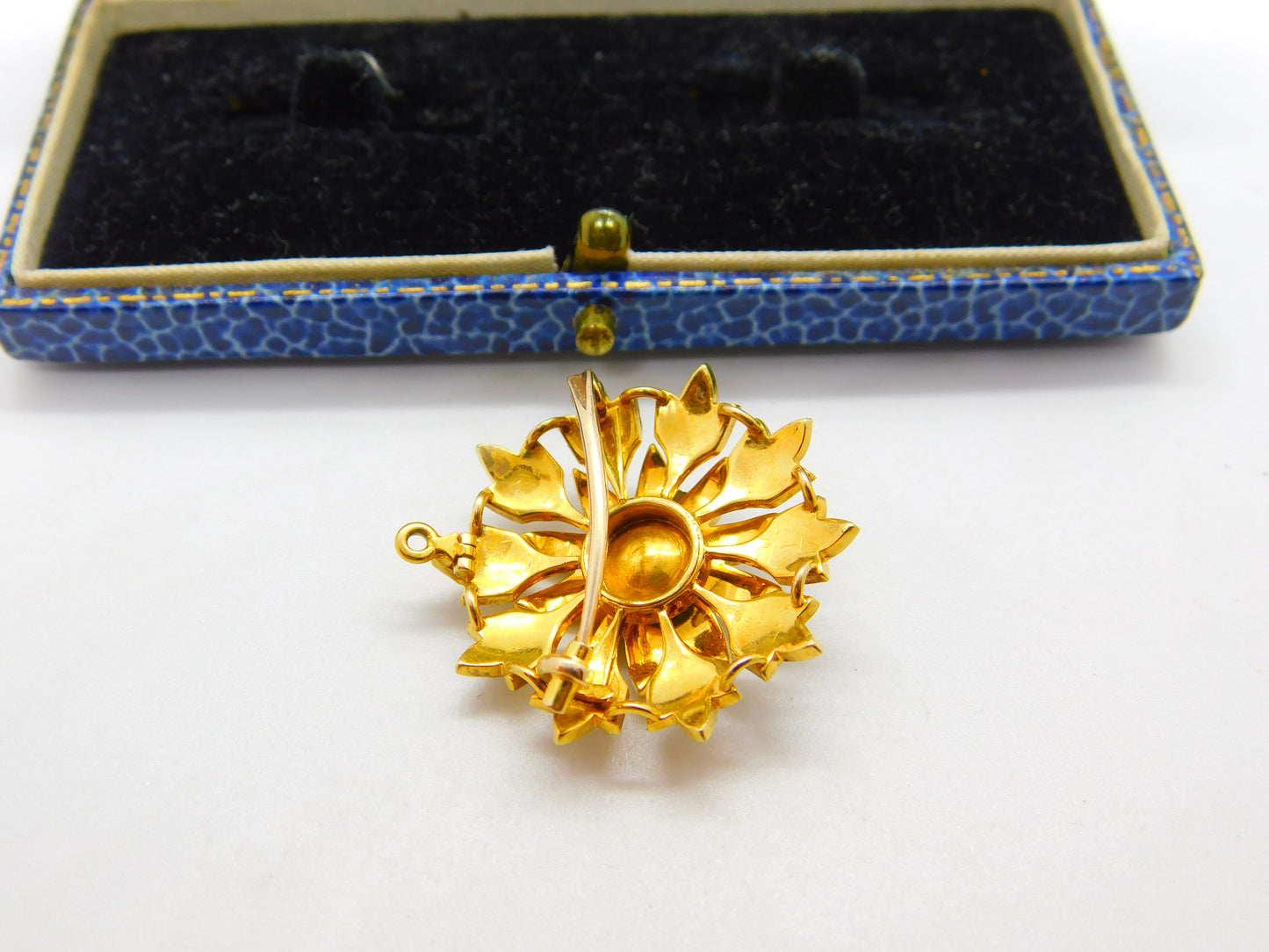 Victorian 18ct Yellow Gold & Seed Pearl Spring Flower Pendant or Brooch Antique c1880