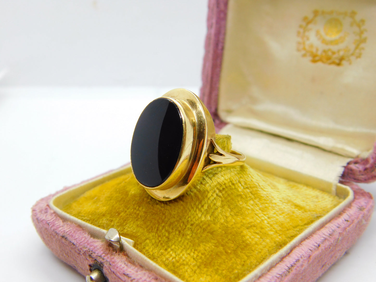 9ct Yellow Gold & Large Onyx Panel Signet Ring Vintage 1992 Birmingham