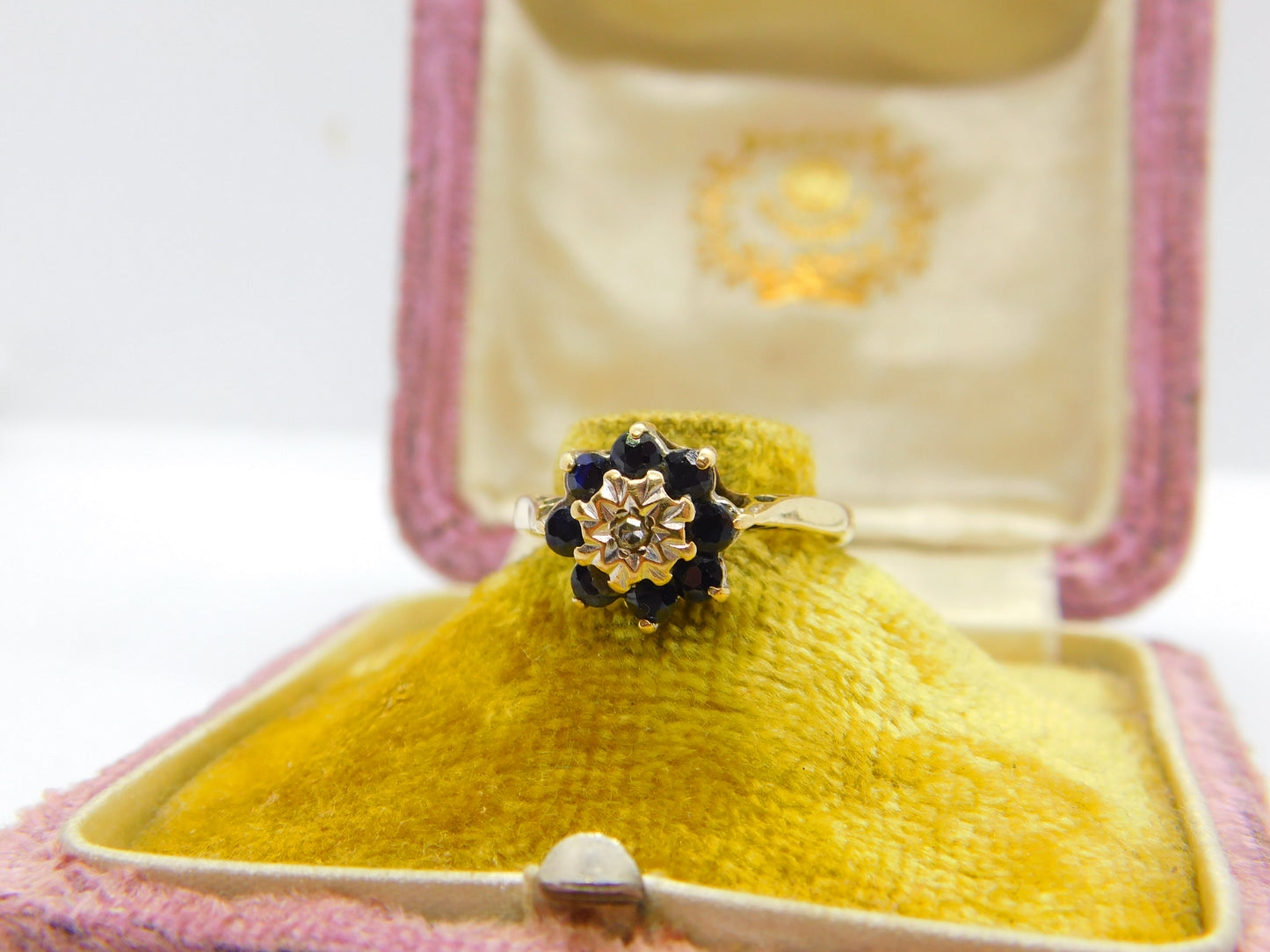 9ct Yellow Gold, Sapphire & Diamond Floral Cluster Ring Vintage 1978 Birmingham