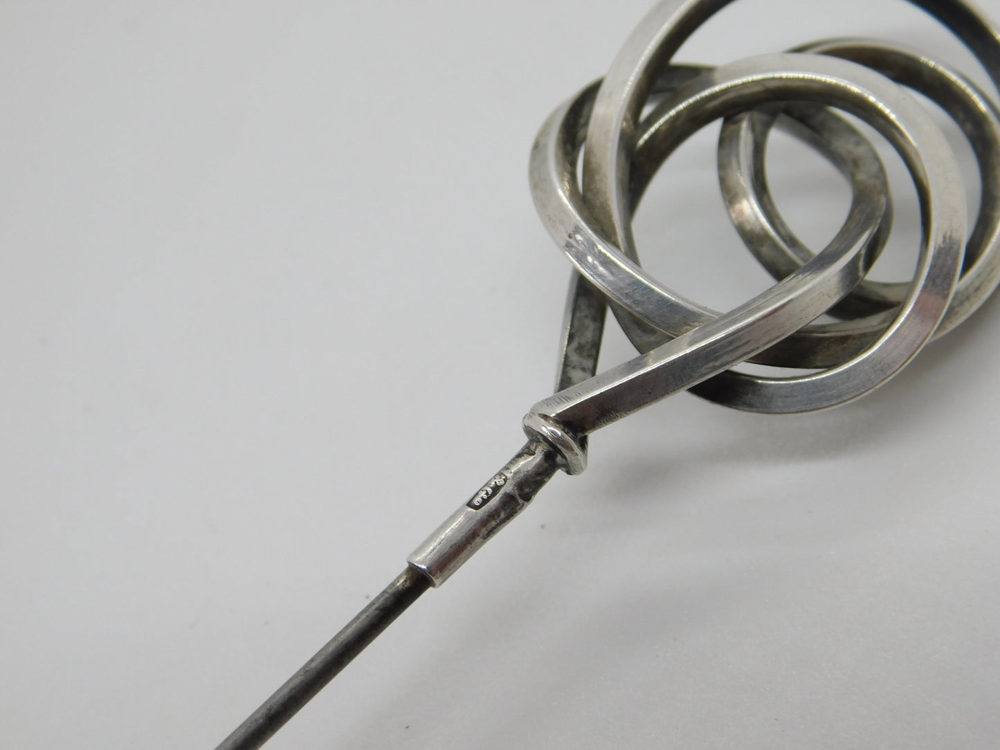 Edwardian Sterling Silver Swirling Pattern Ladies Hat Pin 1909 Birmingham