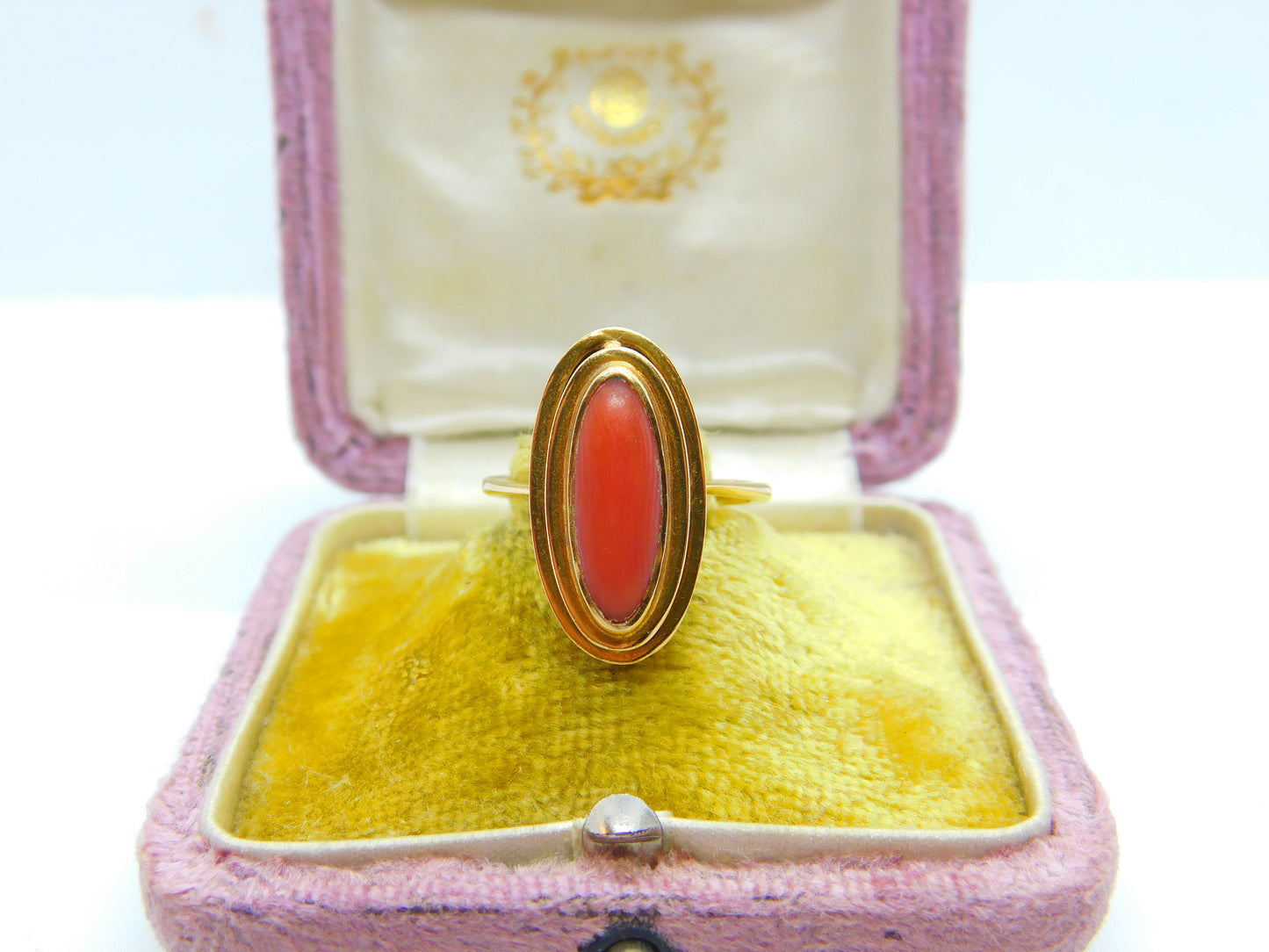 Victorian French 18ct Yellow Gold & Cabochon Red Coral Ring Antique c1860