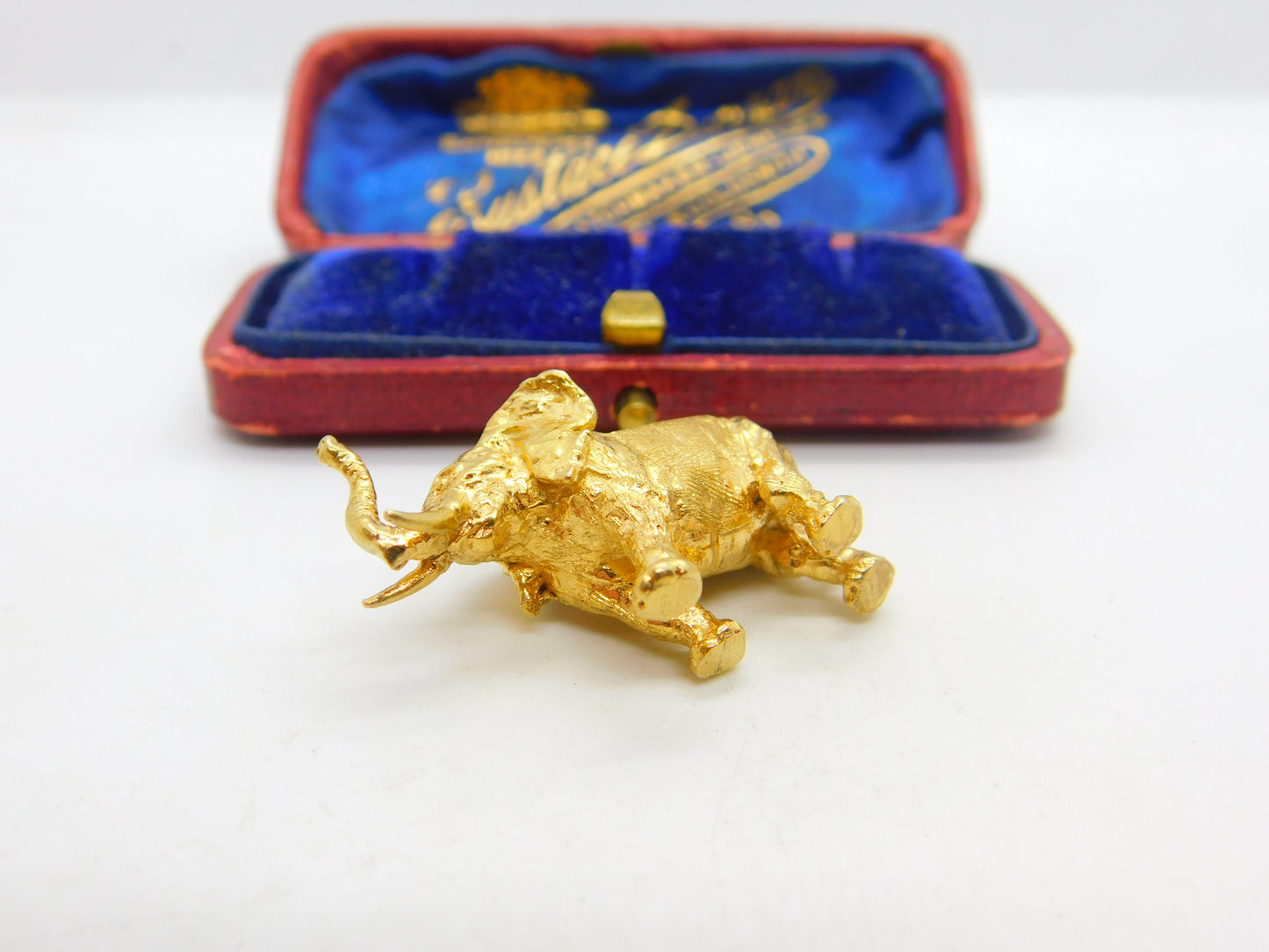 Large 9ct Yellow Gold Good Luck Elephant Charm or Pendant 1972 London Vintage