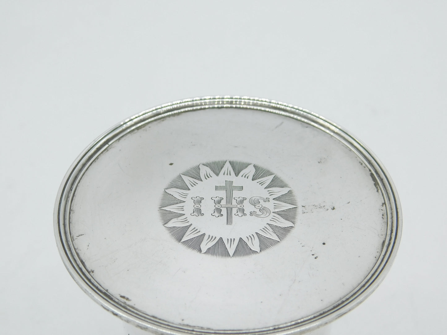 William IV Sterling Silver Travelling Communion IHS Engraved Set Antique 1832 London