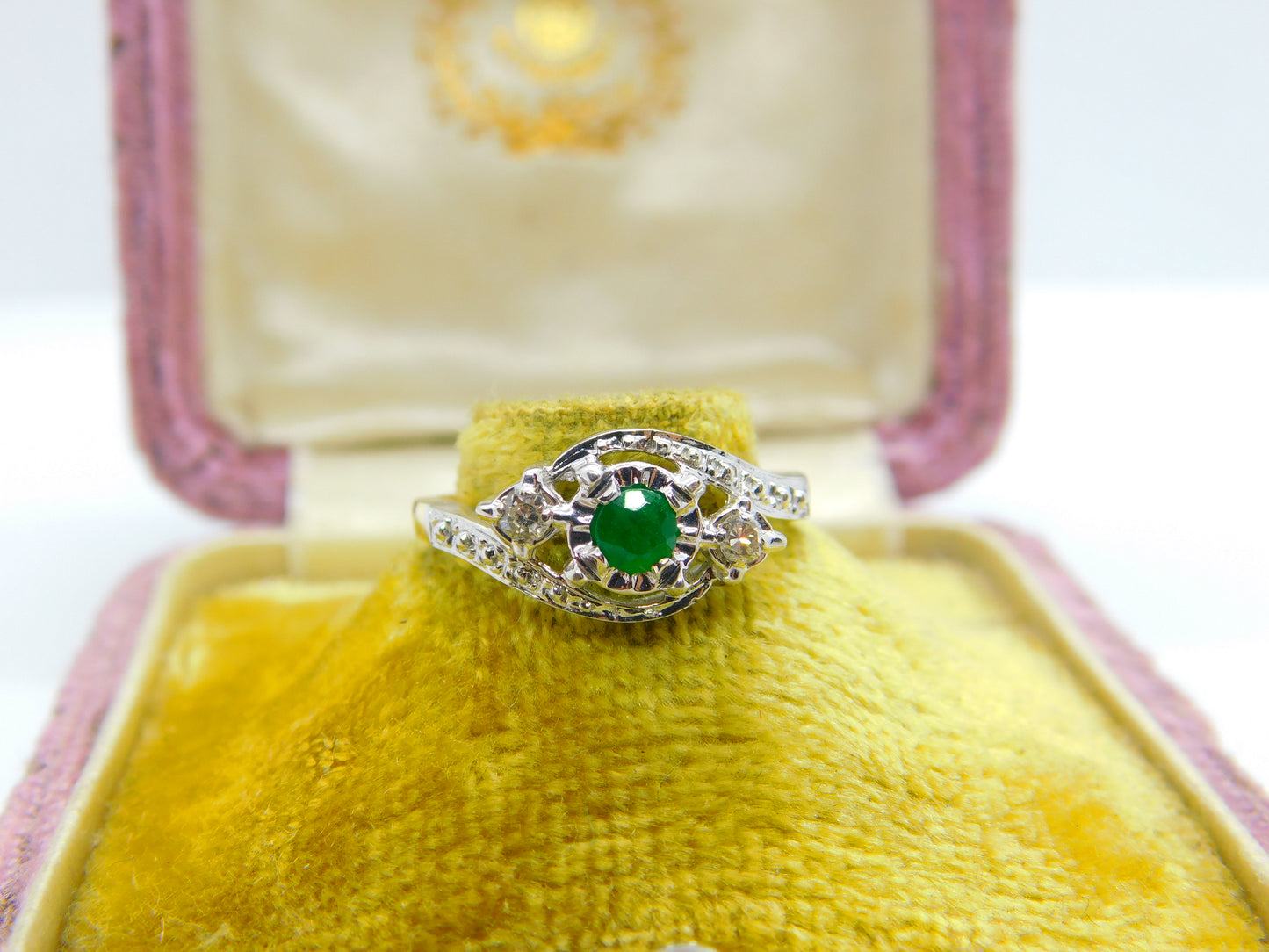 18ct Gold, Emerald & 0.1ct Diamond Crossover Ring Vintage c1990 Size L 1/2 UK