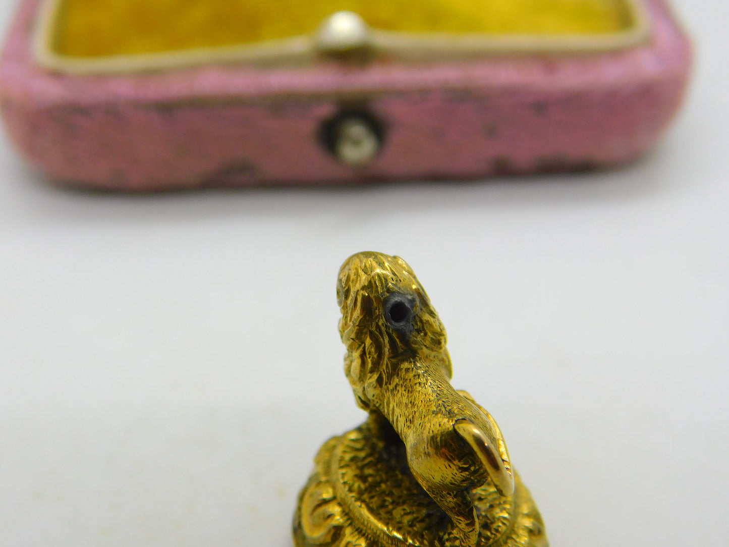 Victorian 9ct Gold & Sardonyx Set Lion Form Fob Seal AF Antique c1860