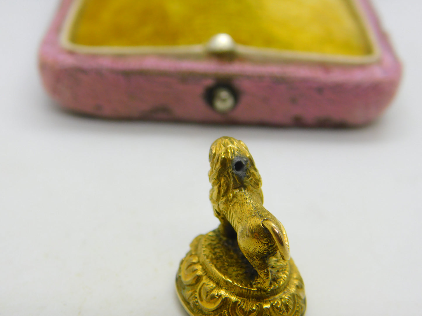 Victorian 9ct Gold & Sardonyx Set Lion Form Fob Seal AF Antique c1860