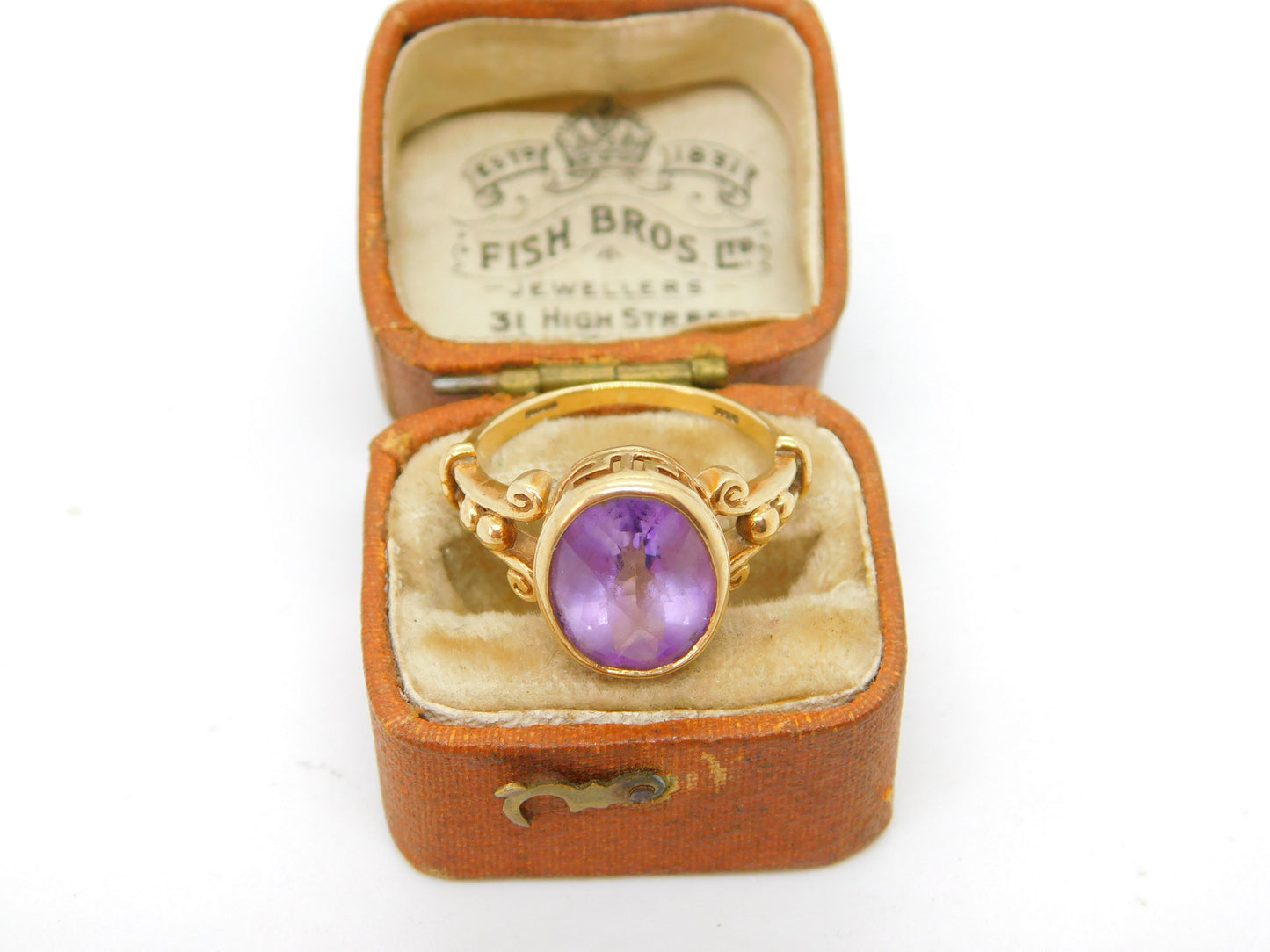 9ct Yellow Gold Amethyst Set Dress Ring Greek Maze Detail Vintage c1990