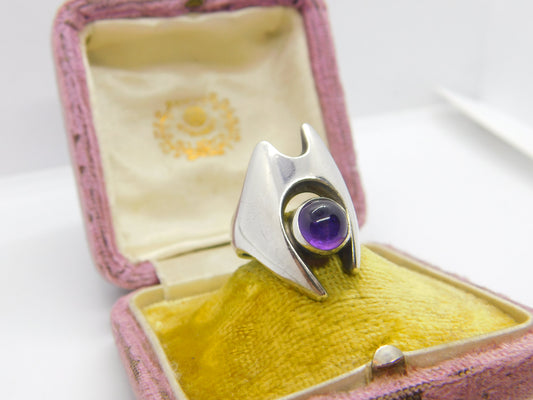 Georg Jensen Sterling Silver Modernist Ring No. 139 Cabochon Amethyst 1972