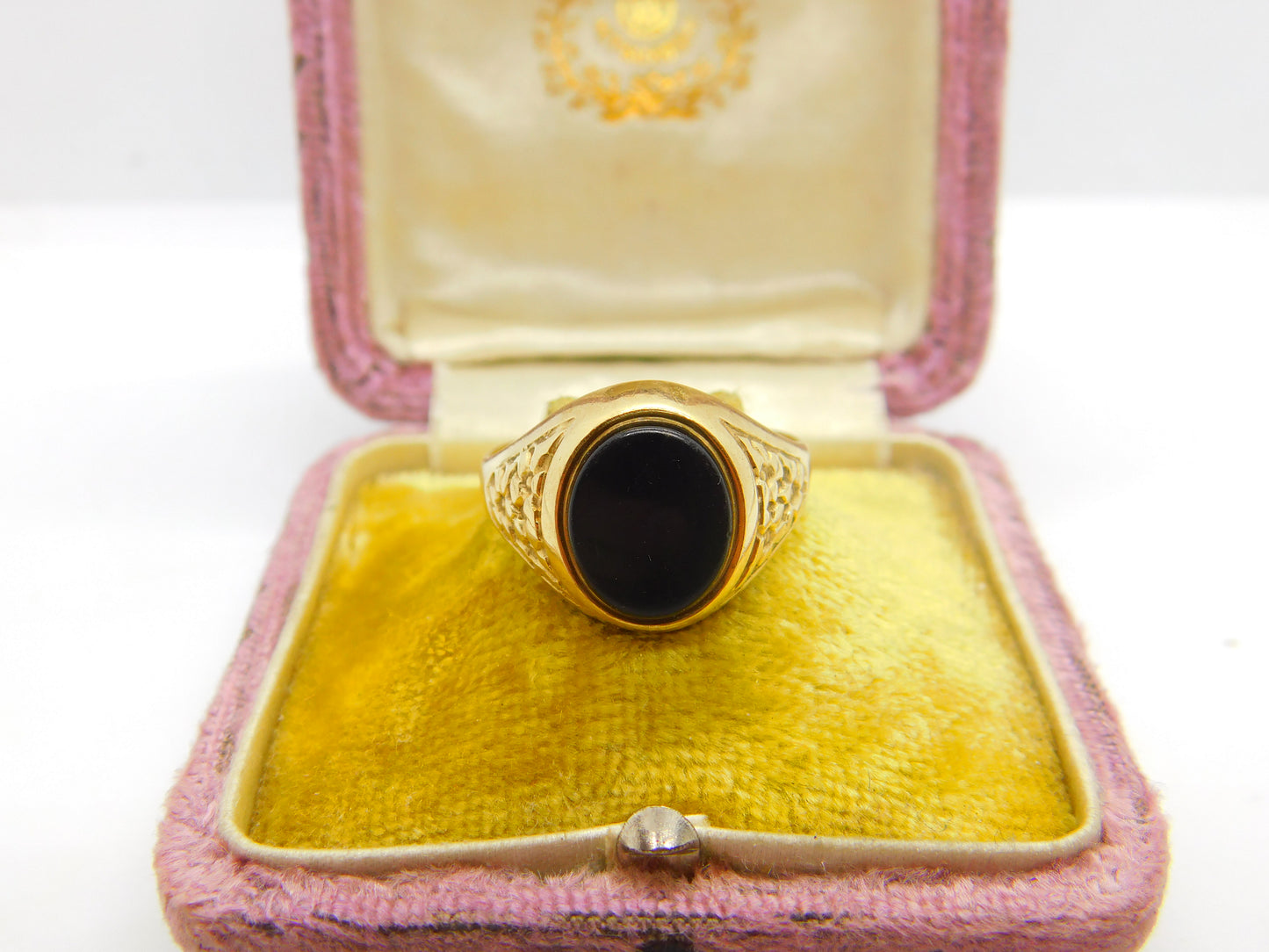 9ct Yellow Gold Onyx Set Signet Ring 1980 London Vintage Size X UK