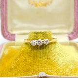 Victorian 18ct Yellow Gold & 0.25ct Set Diamond Ring Antique c1900