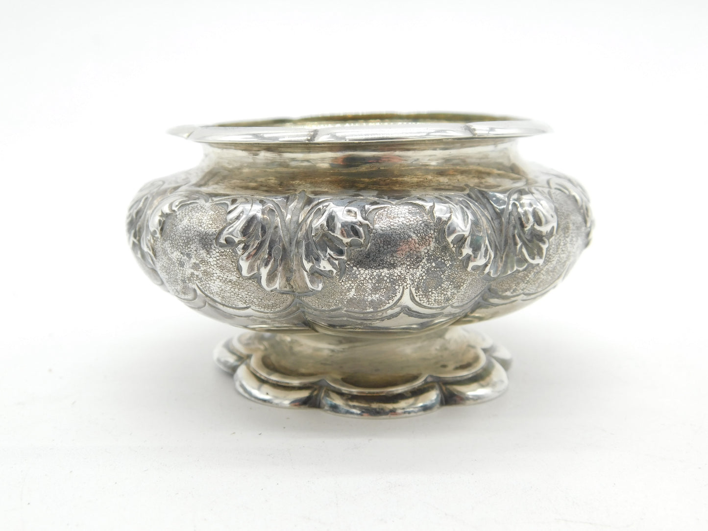 Georgian Sterling Silver Large Floral Pattern Salt Cellar 1828 London Antique