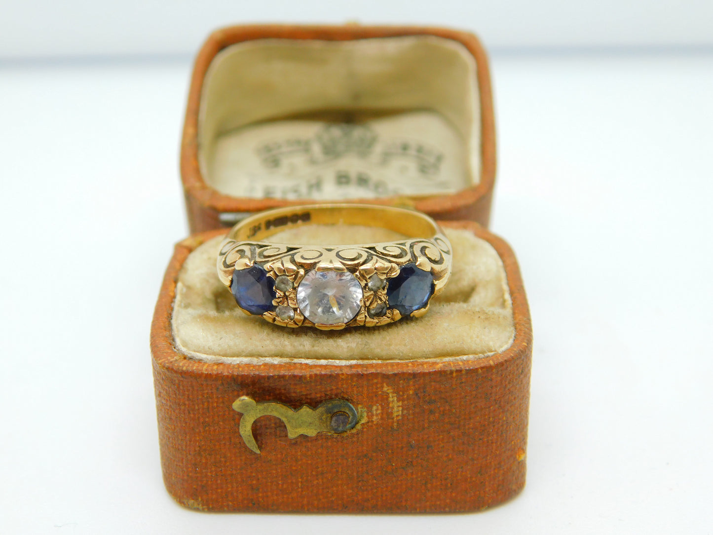 9ct Yellow Gold Spinel & Paste Set Victorian Style Ring 1973 Birmingham Vintage