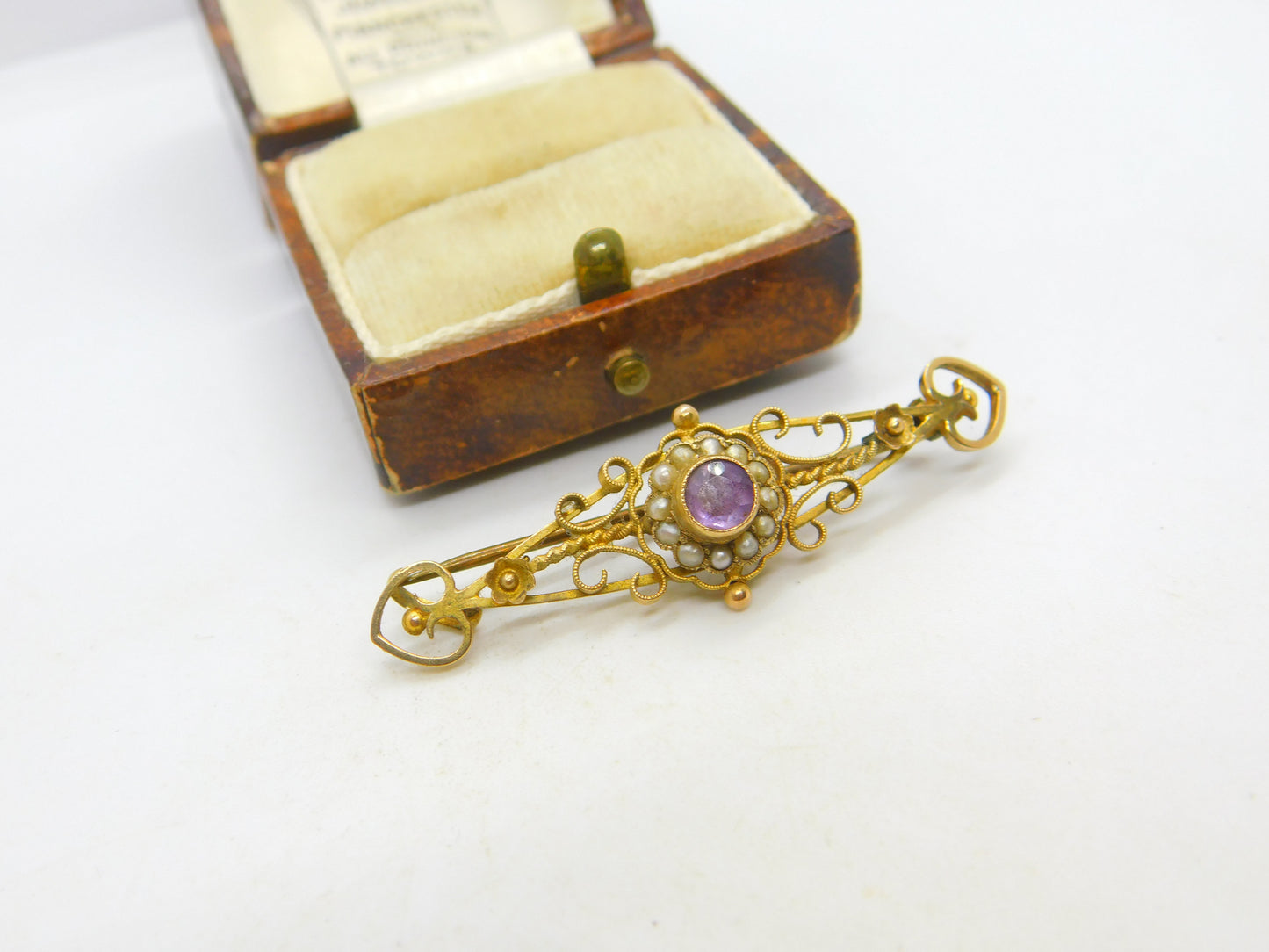 Edwardian 9ct Yellow Gold, Seed Pearl & Amethyst Brooch Antique c1910