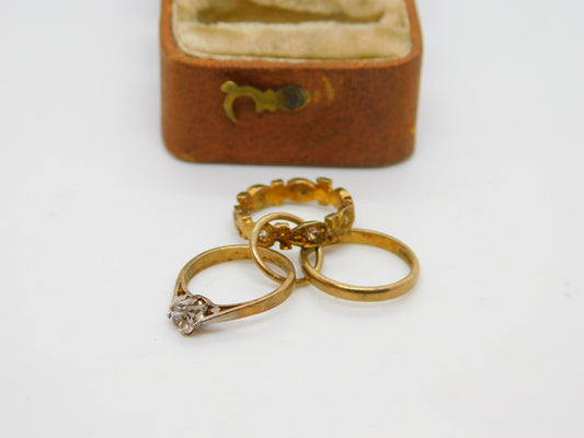 English 9ct Gold and Paste Triple Wedding Rings Charm or Pendant Vintage 1971