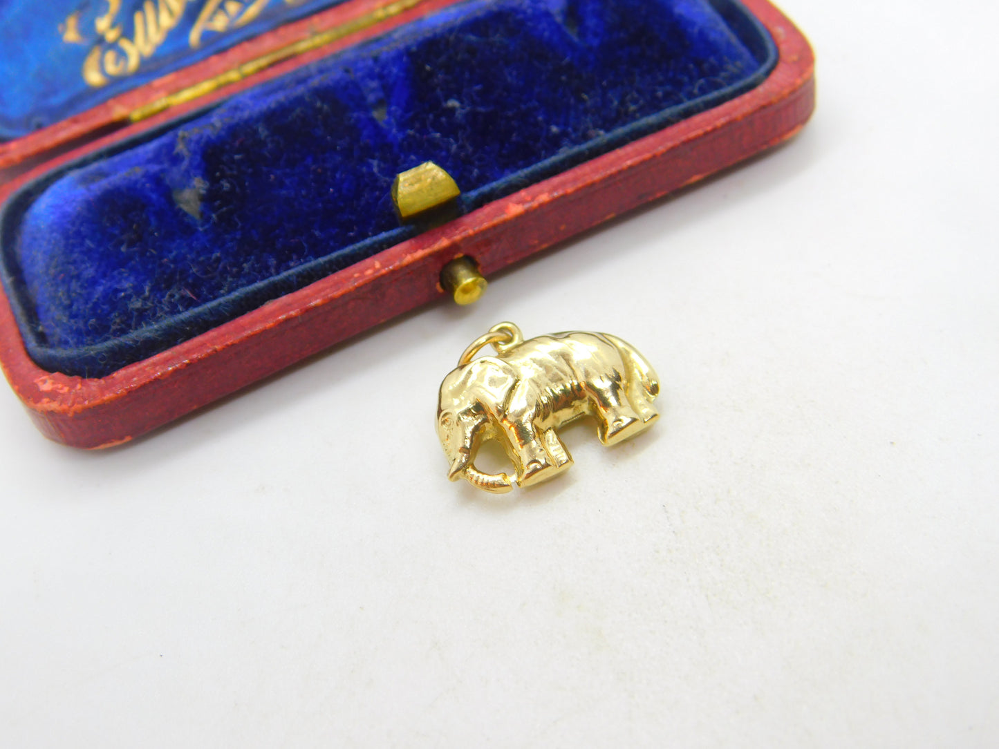 9ct Yellow Gold Walking Elephant Charm Pendant 1973 Birmingham Vintage