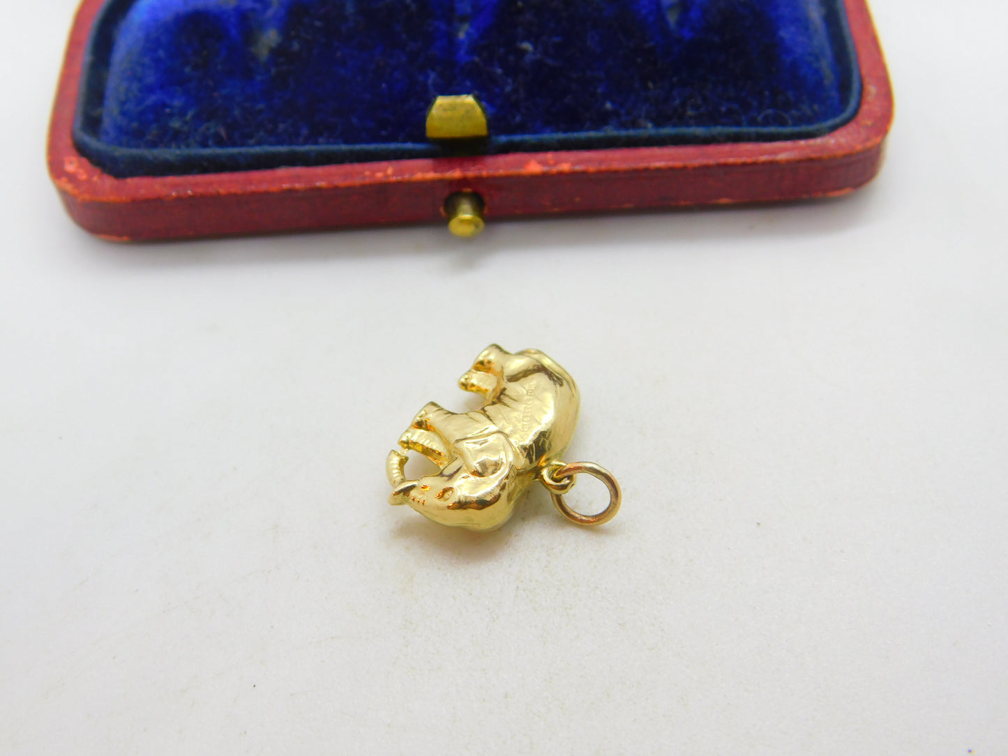 9ct Yellow Gold Walking Elephant Charm Pendant 1973 Birmingham Vintage