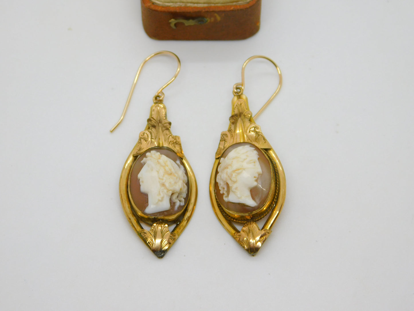 Day & Night Shell Cameo Pinchbeck Dangling Ear Pendant Earrings Antique c1860