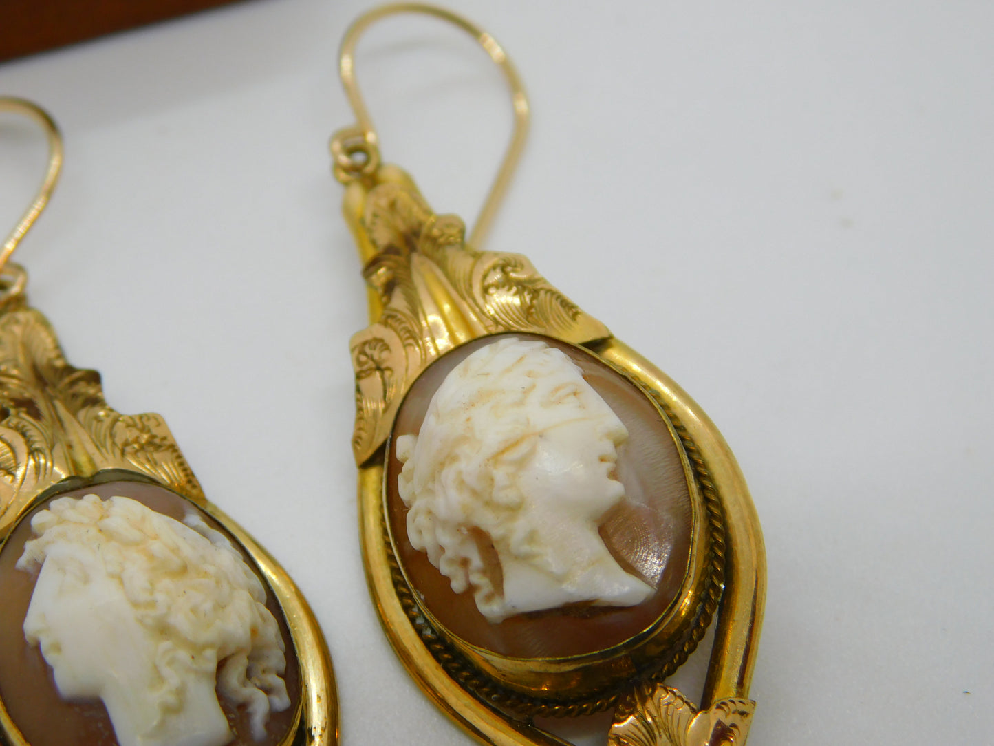 Day & Night Shell Cameo Pinchbeck Dangling Ear Pendant Earrings Antique c1860