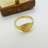 9ct Yellow Gold Floral Pattern Signet Ring Vintage c1970 London