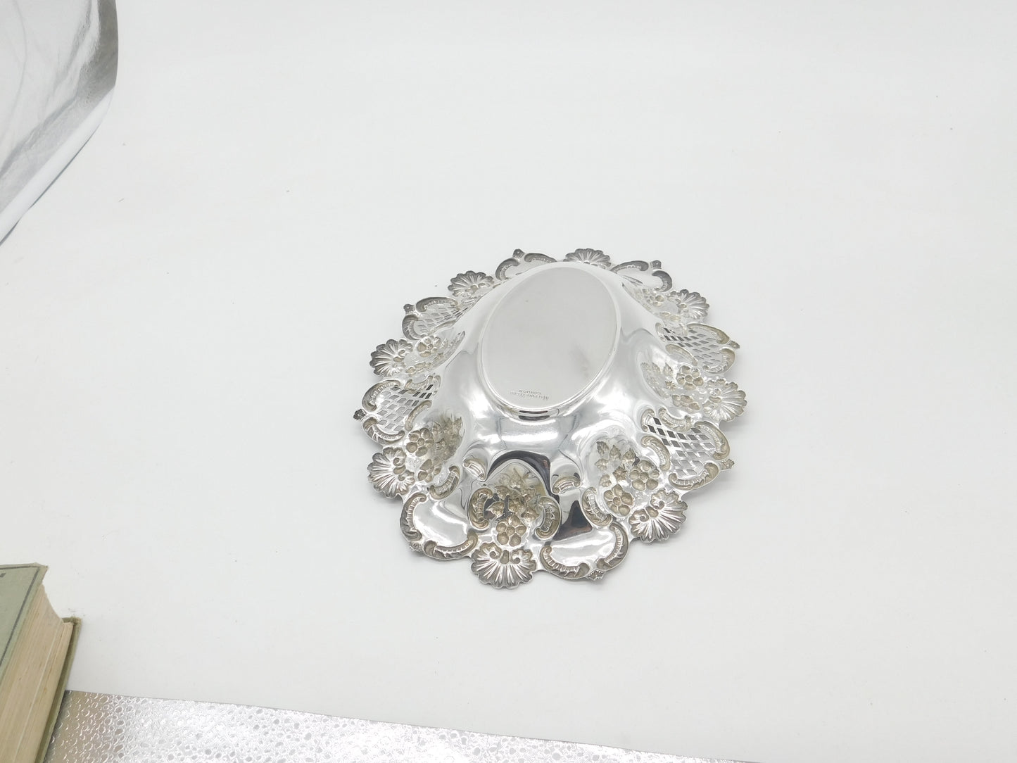 Edwardian Sterling Silver Floral Pattern Fruit Dish 1902 Sheffield Mappin & Webb