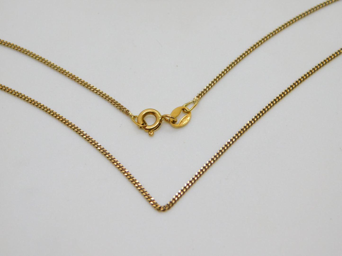 18ct Yellow Gold Curb Link Chain Necklace 46.8cm / 18.4" Vintage c1980