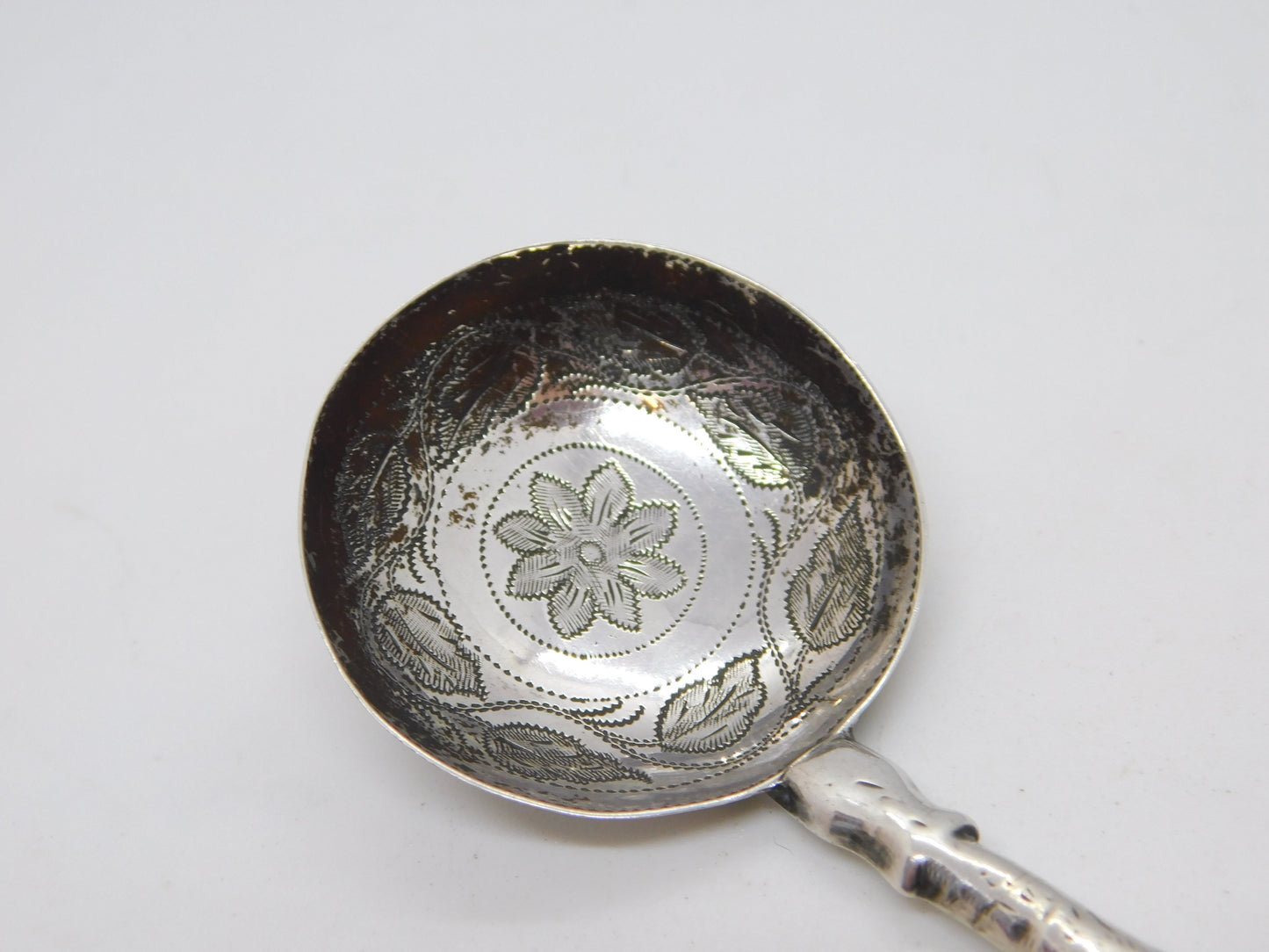 George IV Sterling Silver Floral Pattern Tea Caddy Spoon Antique 1826 Birmingham