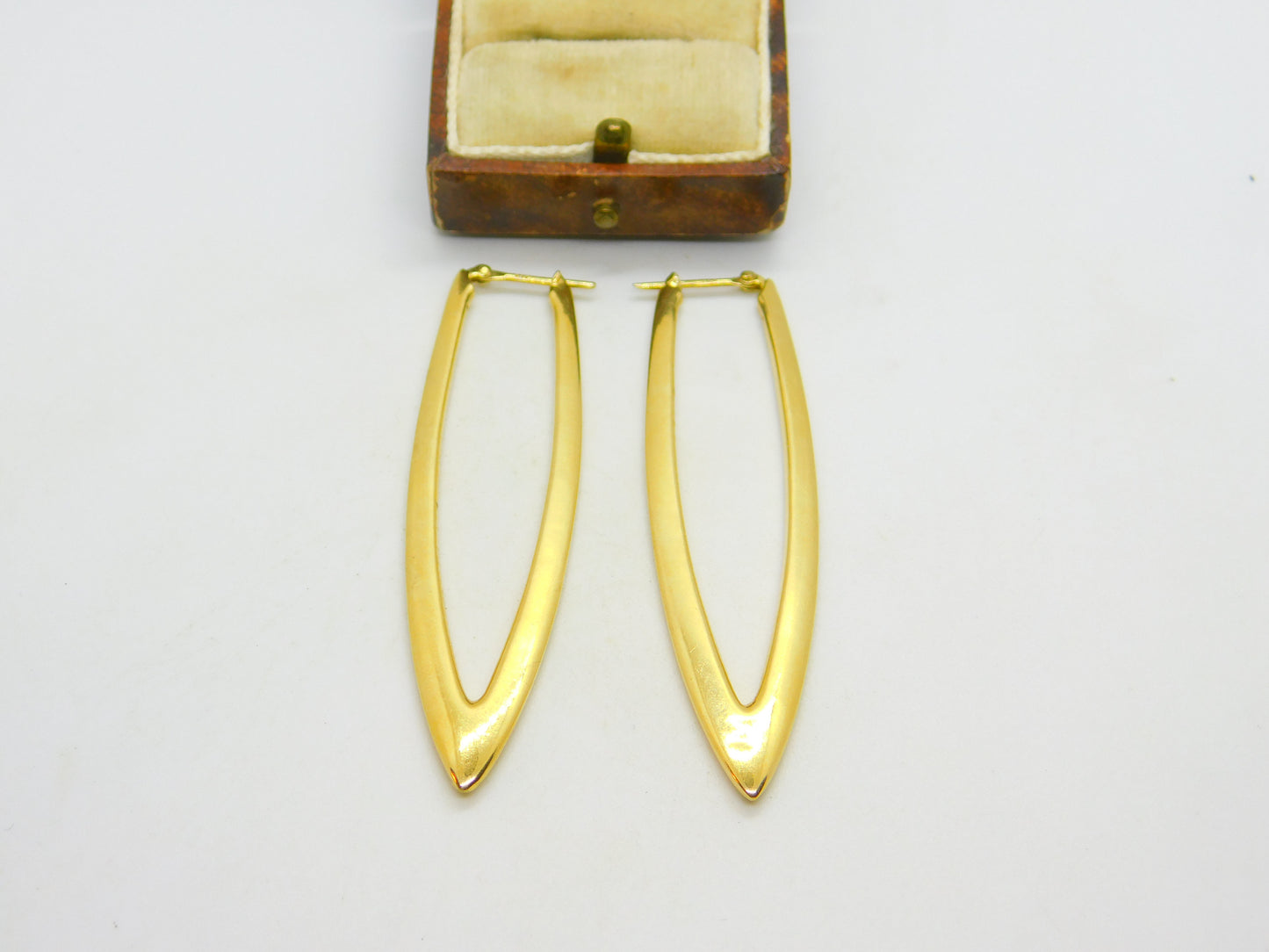 Large 18ct Yellow Gold Feather Form Designer Style Drop Earrings London 1958