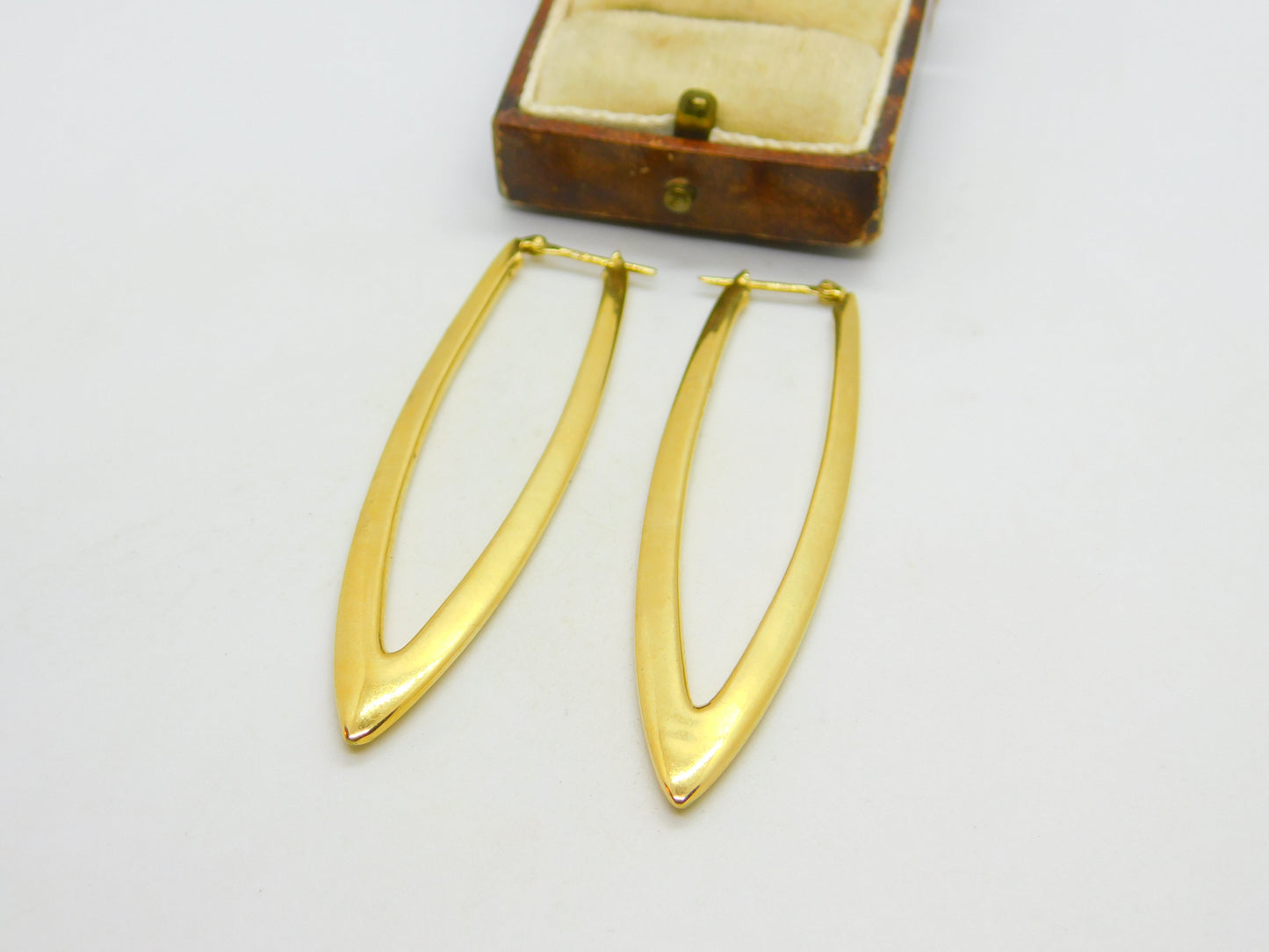 Large 18ct Yellow Gold Feather Form Designer Style Drop Earrings London 1958
