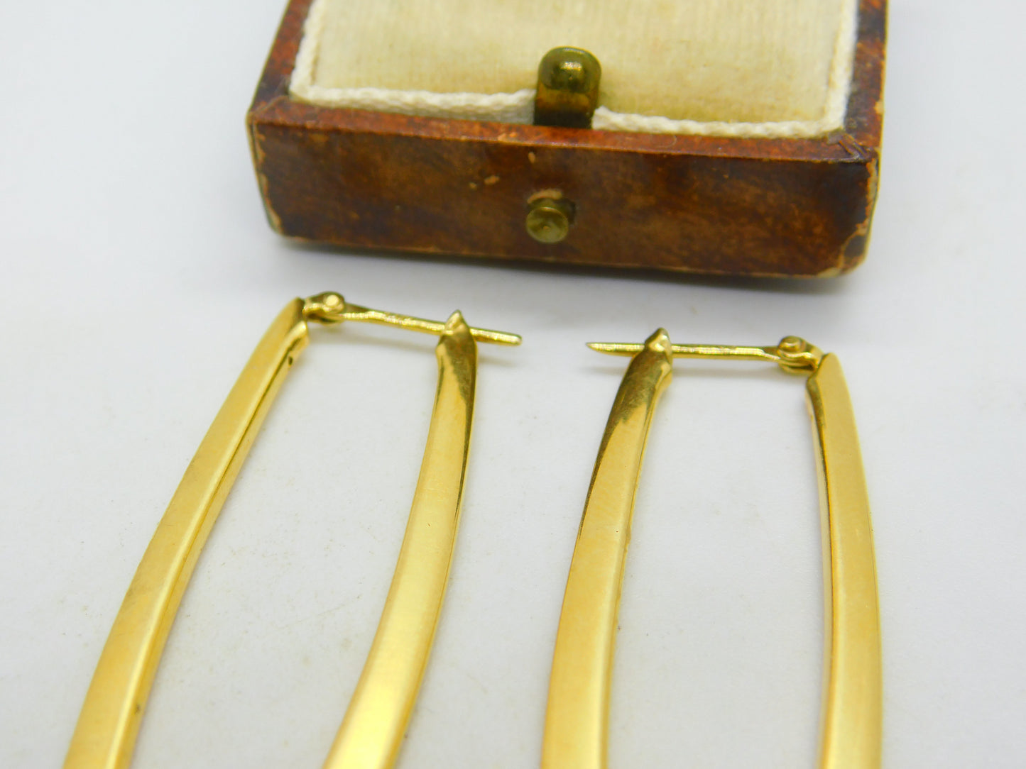 Large 18ct Yellow Gold Feather Form Designer Style Drop Earrings London 1958
