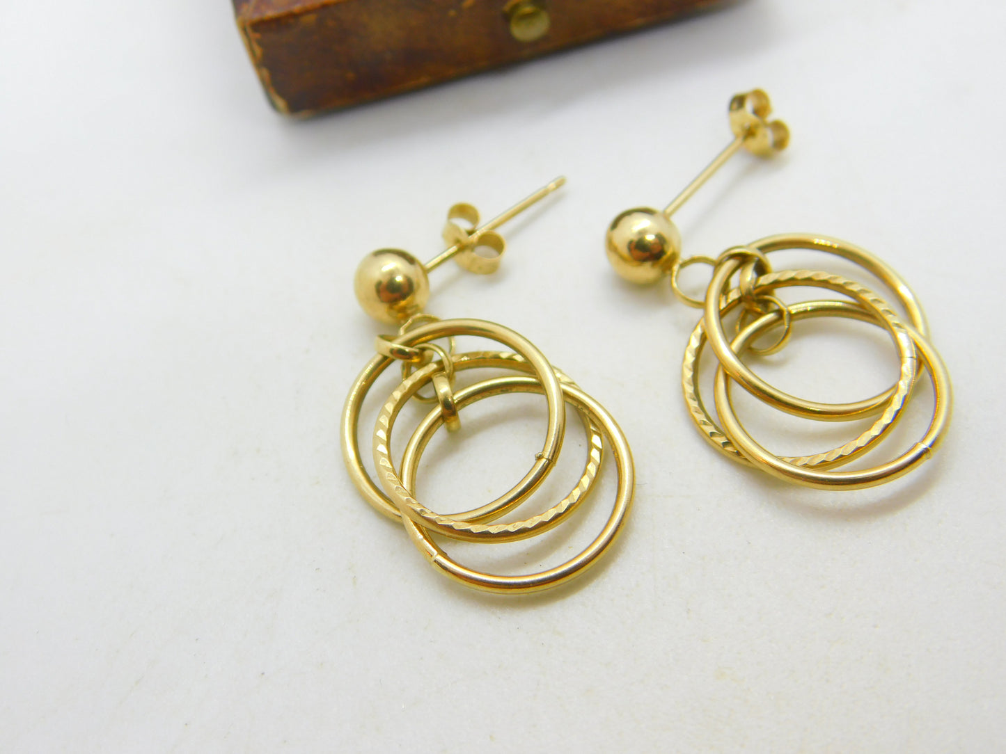 9ct Yellow Gold Dangling Circular Stud Earrings Vintage c1970