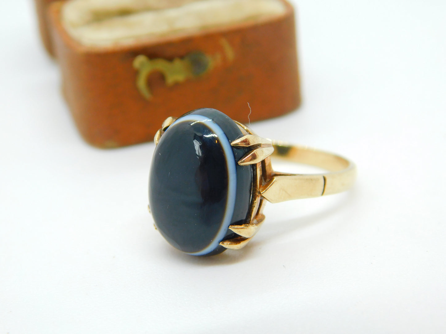 9ct Gold Victorian Style Cabochon Bull's Eye Agate Dress Ring 1973 Vintage