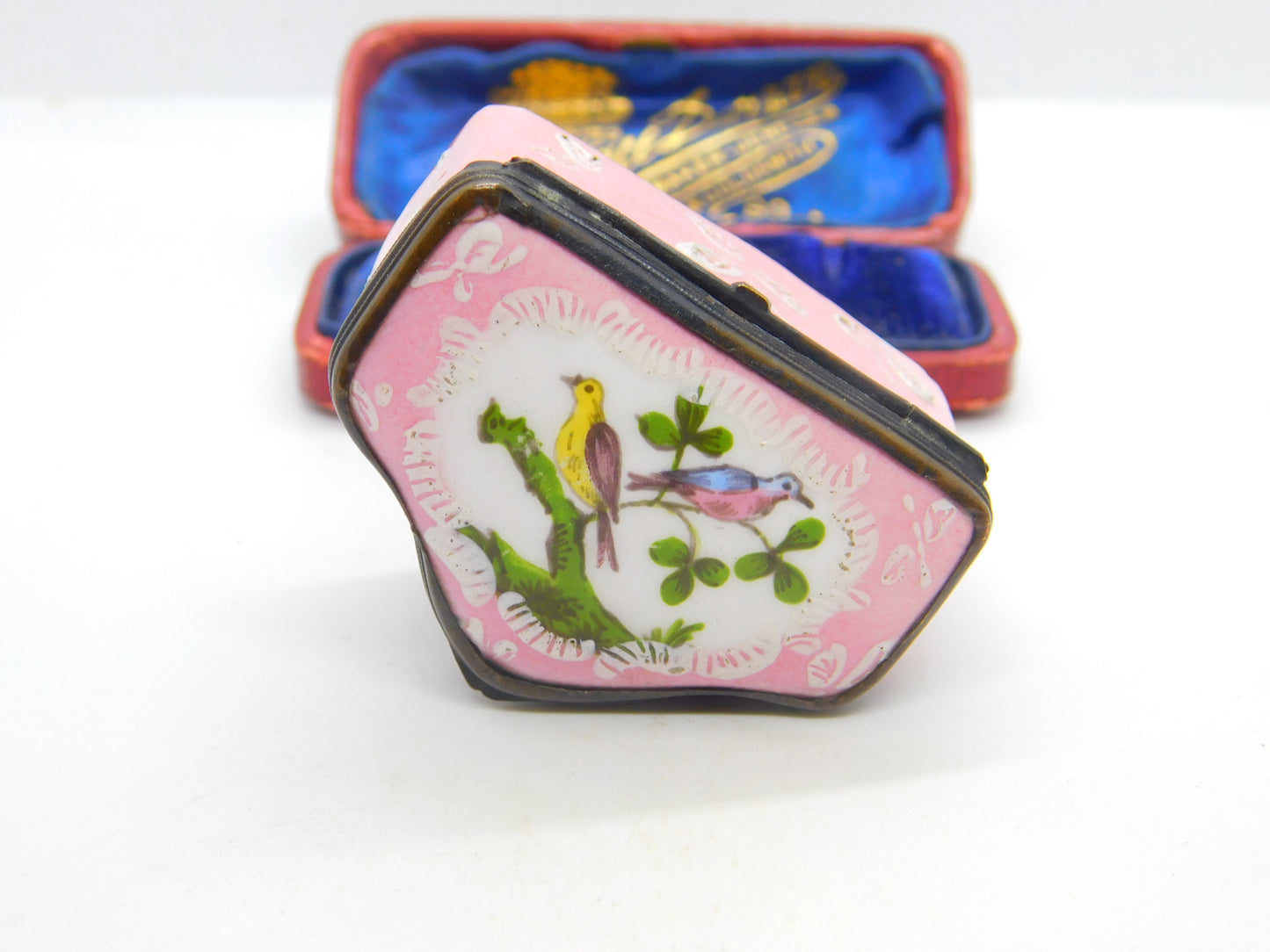 Georgian Bilston Enamel Pink Patch Box with Perched Birds c1820 Antique