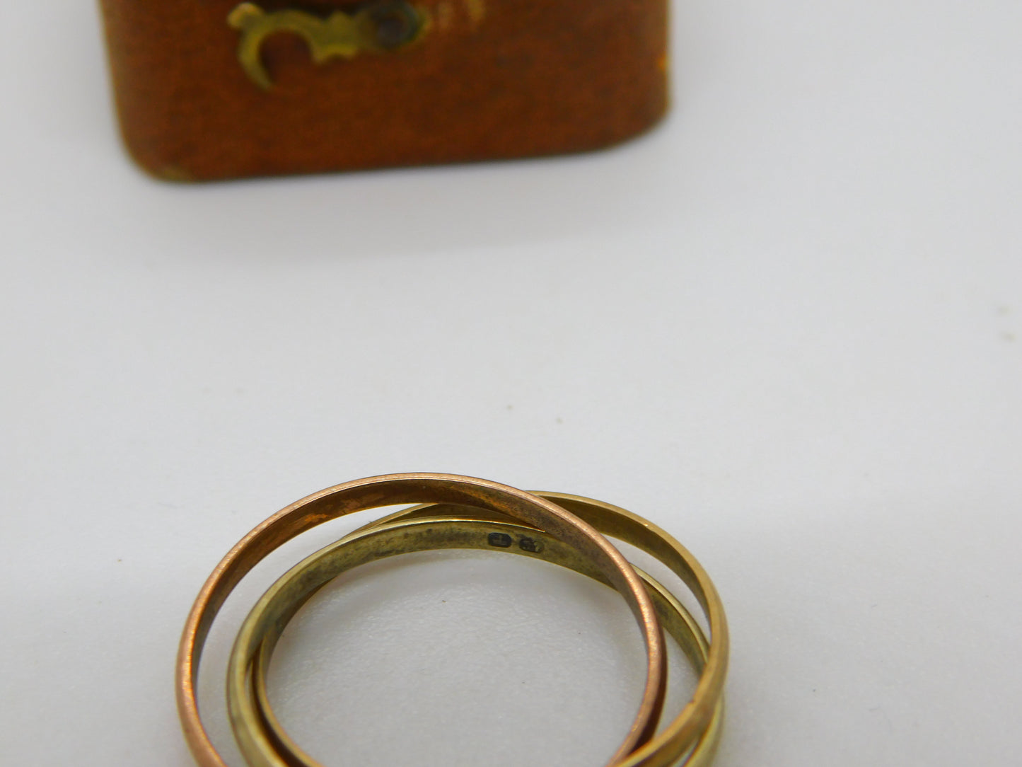 9ct Tri-Colour Gold Wedding Trinity Ring Vintage 1986 London