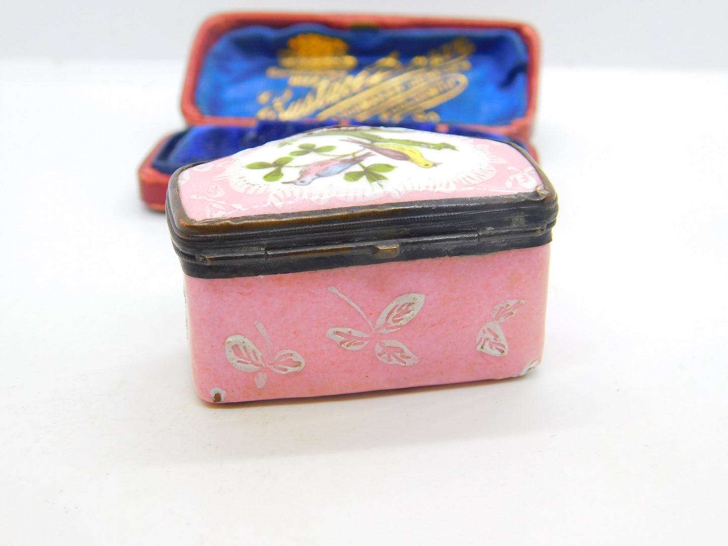 Georgian Bilston Enamel Pink Patch Box with Perched Birds c1820 Antique