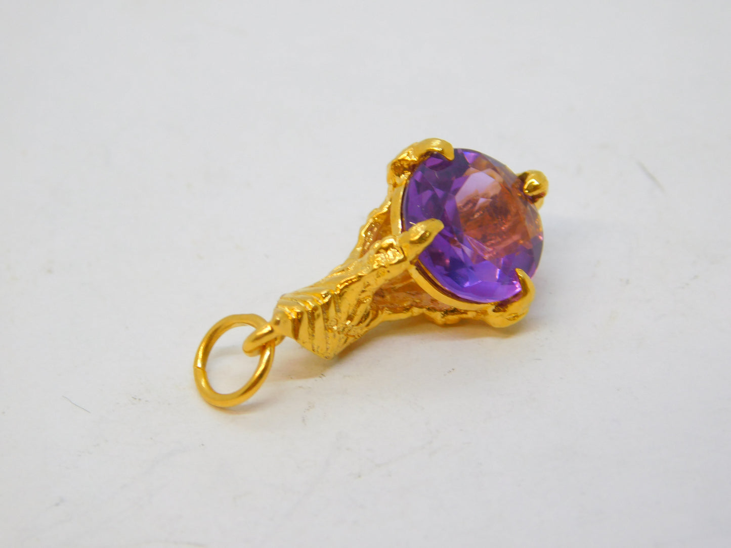 9ct Yellow Gold Amethyst Set Eagle Claw Charm Pendant Vintage 1966 London