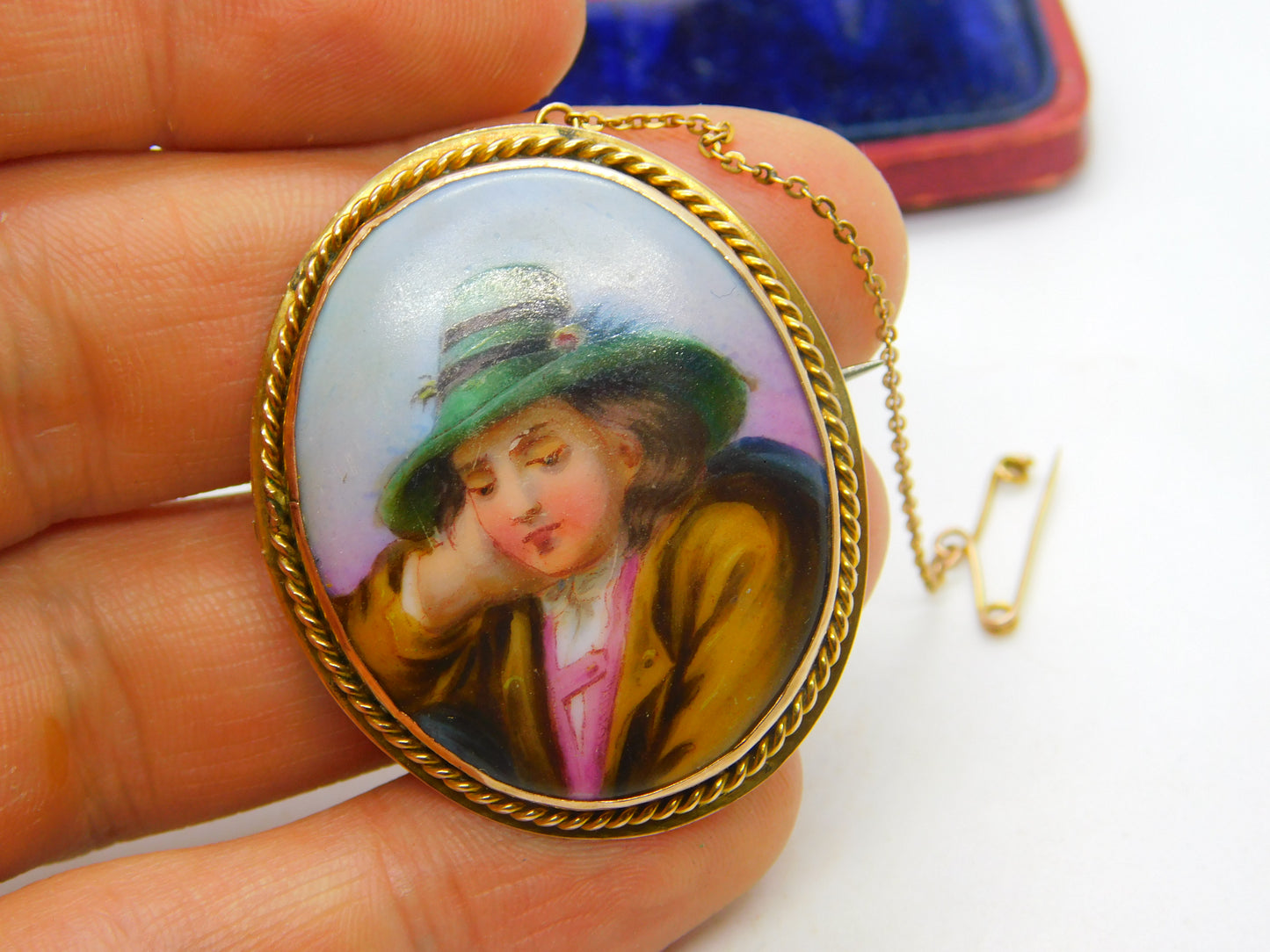 Victorian 9ct Yellow Gold Painted Porcelain Young Man Set Brooch Antique c1890