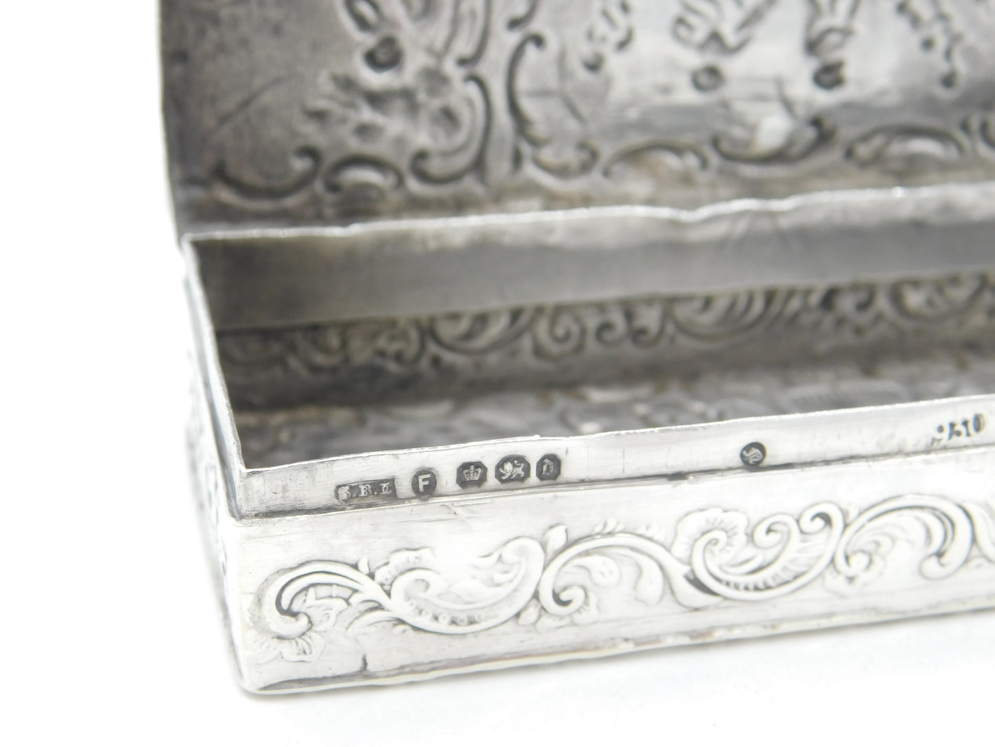 Victorian Sterling Silver Romantic Nouveau Scene Trinket Box 1896 Sheffield