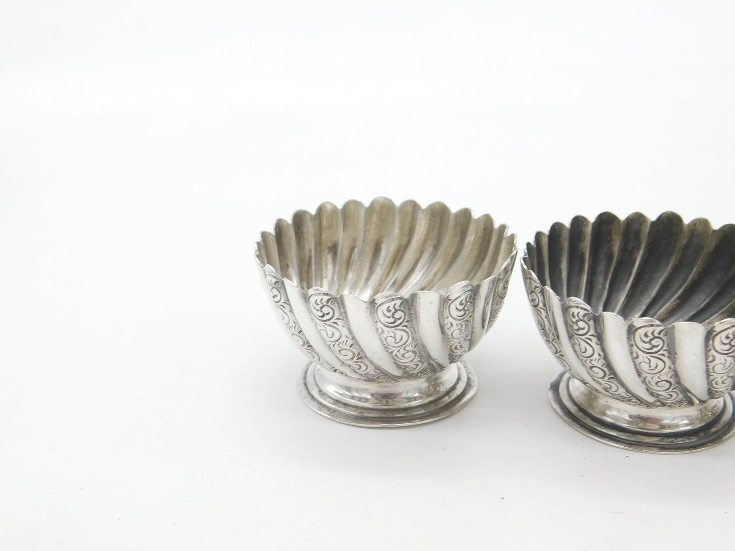 Set of Four Sterling Silver Swirl Pattern Salt Cellars 1897 London Victorian