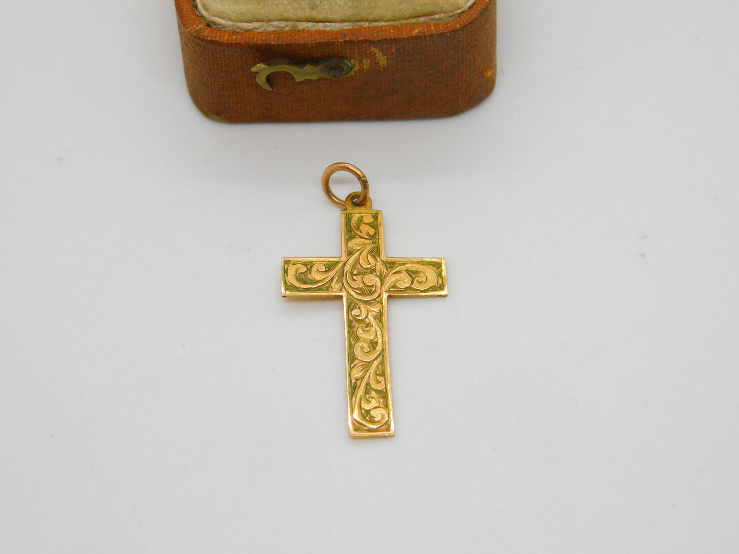 Victorian 9ct Yellow Gold Floral Pattern Cross Pendant Antique 1868 Birmingham