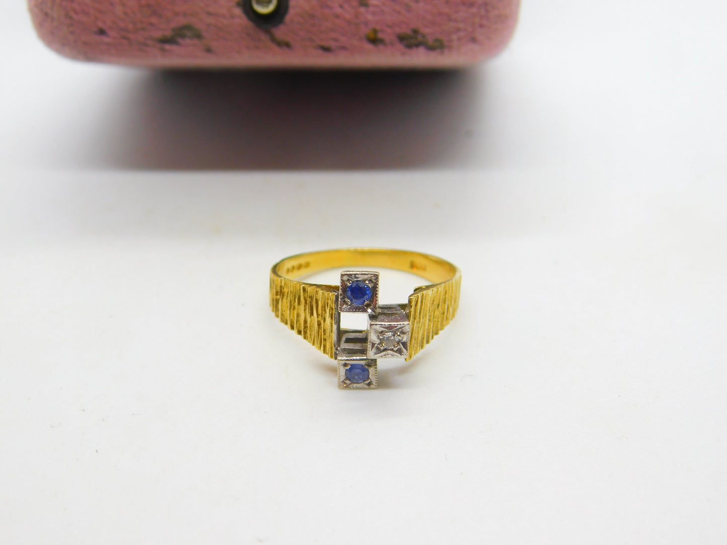 18ct Yellow Gold Modernist Sapphire & Diamond Set Ring 1971 London Vintage