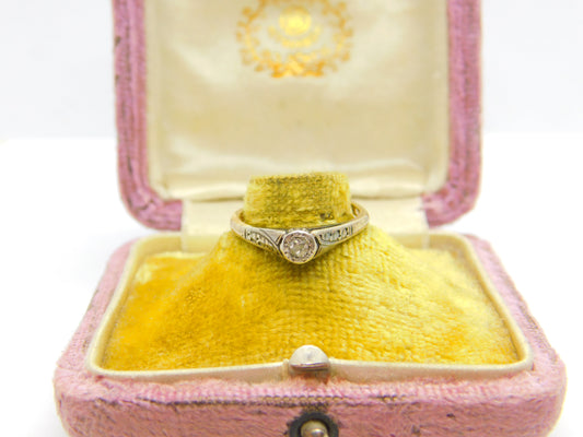 18ct Gold & Platinum Set 0.1ct Diamond Solitaire Ring Antique c1920 Art Deco